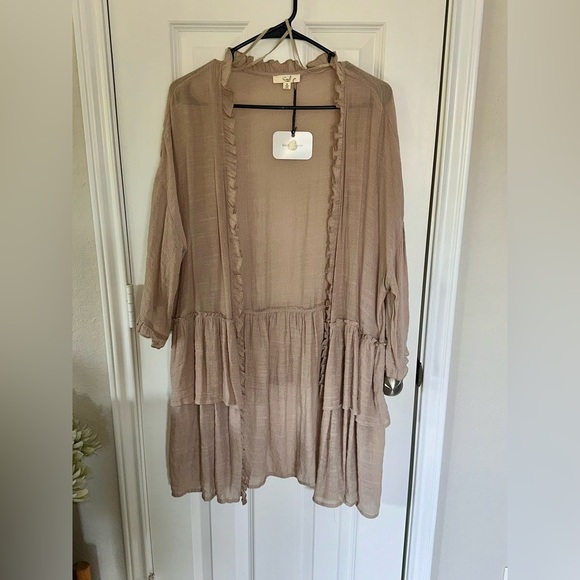 Lightweight Ruffle Kimono - Picture 1 of 5